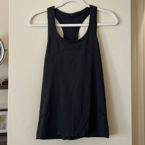 Lululemon - Swiftly Tank 2.0 - Black - Size 6